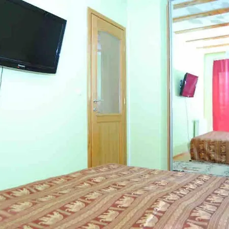 Spacious Modern House In With Parking. Sarajevo