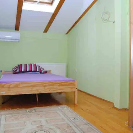 Spacious Modern House In With Parking. Sarajevo